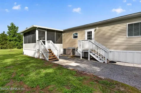 44480 Swallowfork Avenue Callahan FL 32011