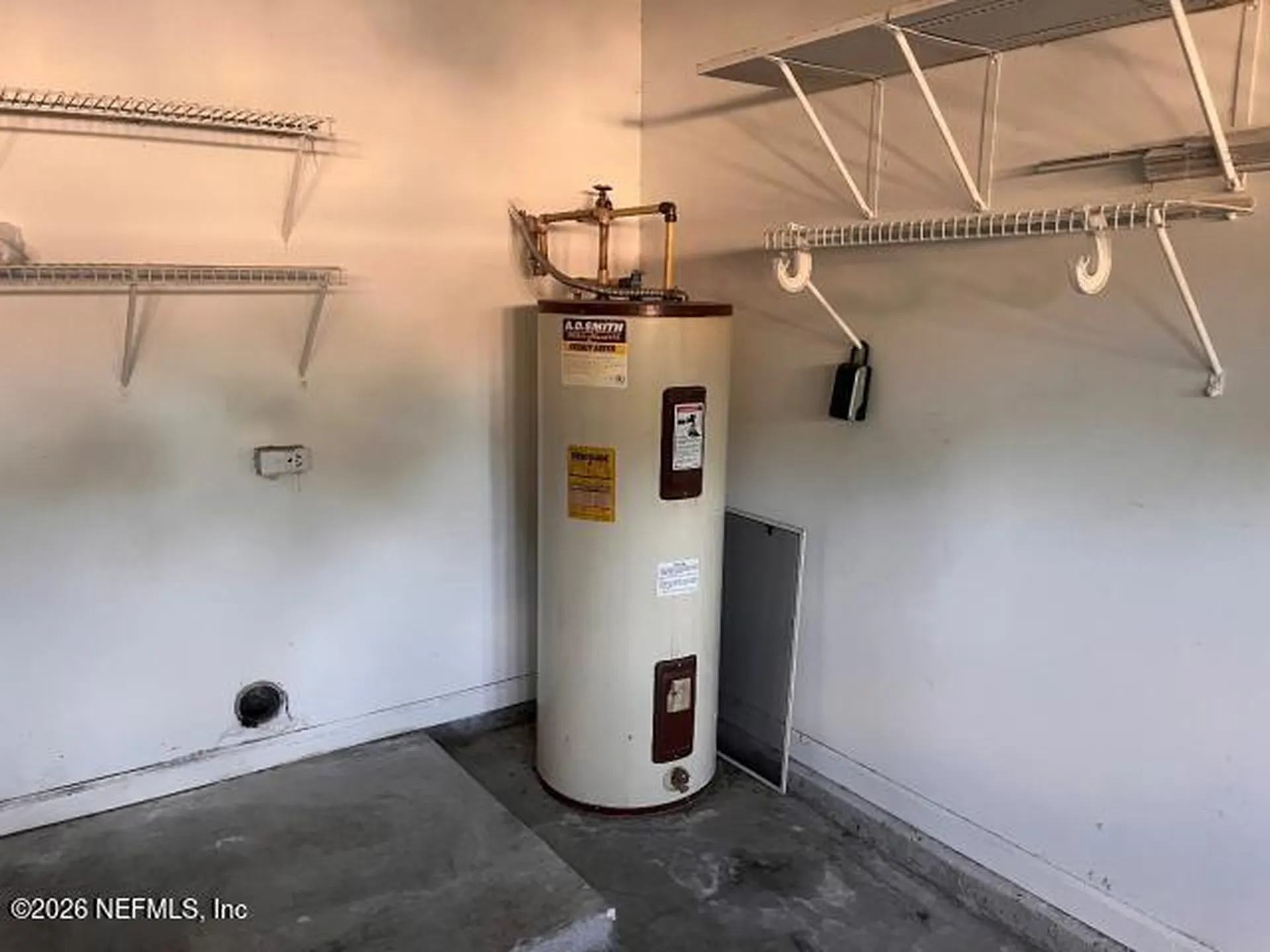 1112 Dorwinion Jacksonville FL 32225