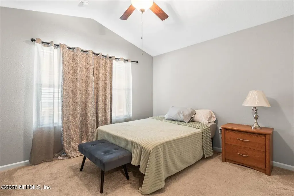 40 Pecan Ridge Court Jacksonville FL 32218