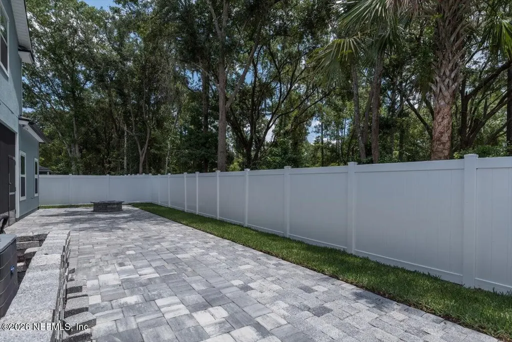 40 Pecan Ridge Court Jacksonville FL 32218