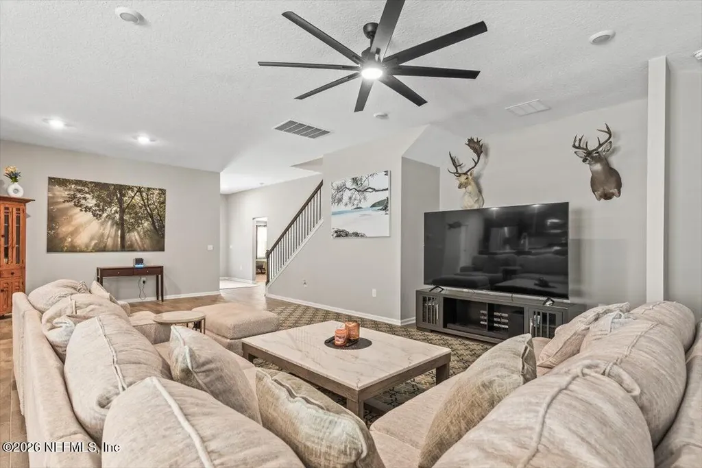 40 Pecan Ridge Court Jacksonville FL 32218
