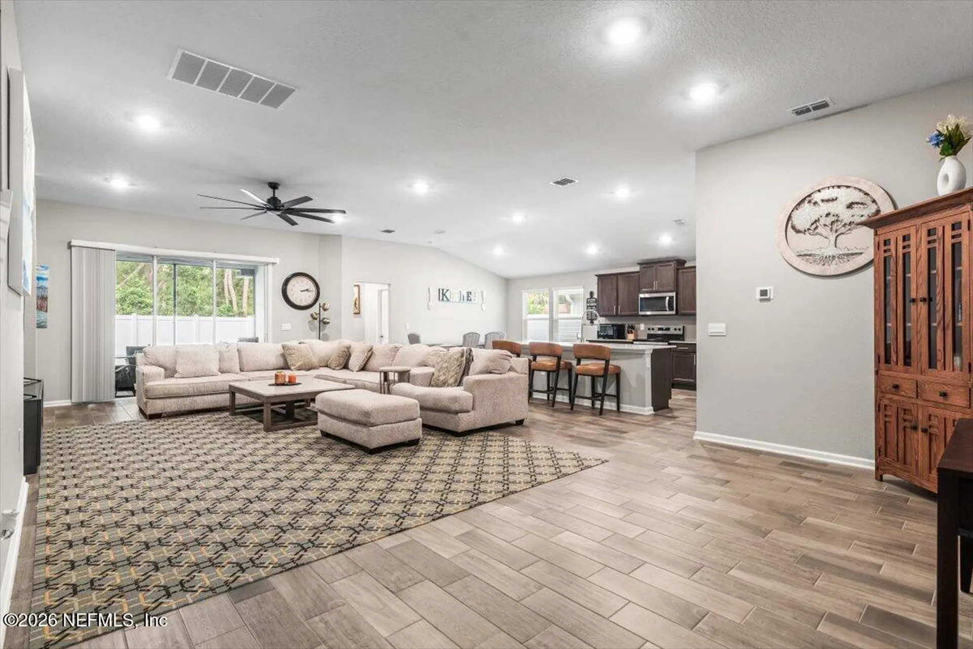 40 Pecan Ridge Court Jacksonville FL 32218