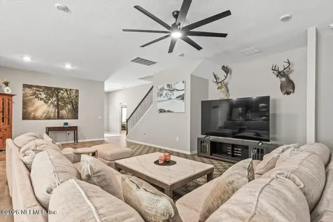 40 Pecan Ridge Court Jacksonville FL 32218
