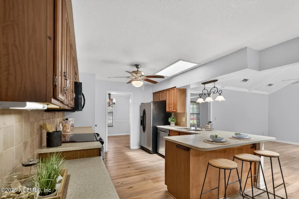 3158 Old Port Circle W Jacksonville FL 32216