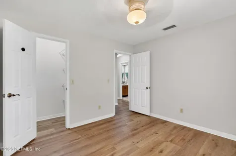 3158 Old Port Circle W Jacksonville FL 32216