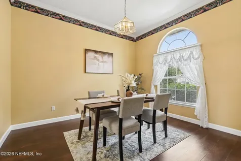 372 Maplewood Drive St. Johns FL 32259