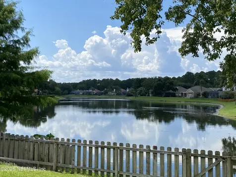 372 Maplewood Drive St. Johns FL 32259