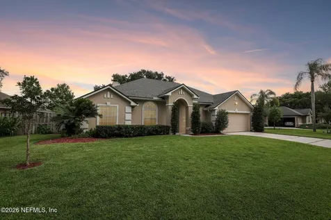 372 Maplewood Drive St. Johns FL 32259