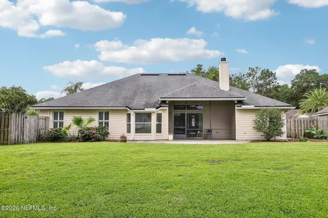 372 Maplewood Drive St. Johns FL 32259