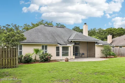 372 Maplewood Drive St. Johns FL 32259