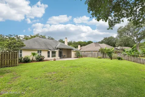 372 Maplewood Drive St. Johns FL 32259