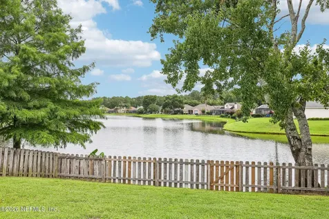 372 Maplewood Drive St. Johns FL 32259
