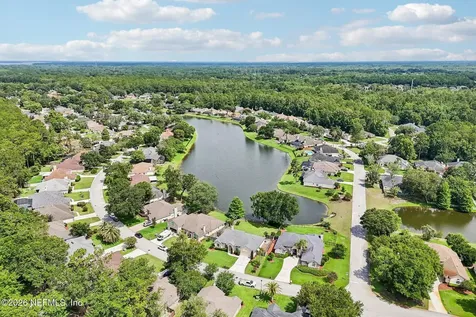 372 Maplewood Drive St. Johns FL 32259