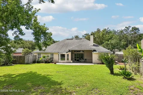 372 Maplewood Drive St. Johns FL 32259
