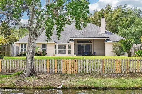 372 Maplewood Drive St. Johns FL 32259