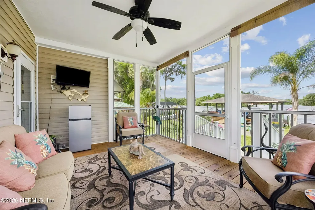329 Paradise Circle Satsuma FL 32189