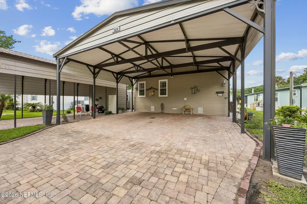 329 Paradise Circle Satsuma FL 32189