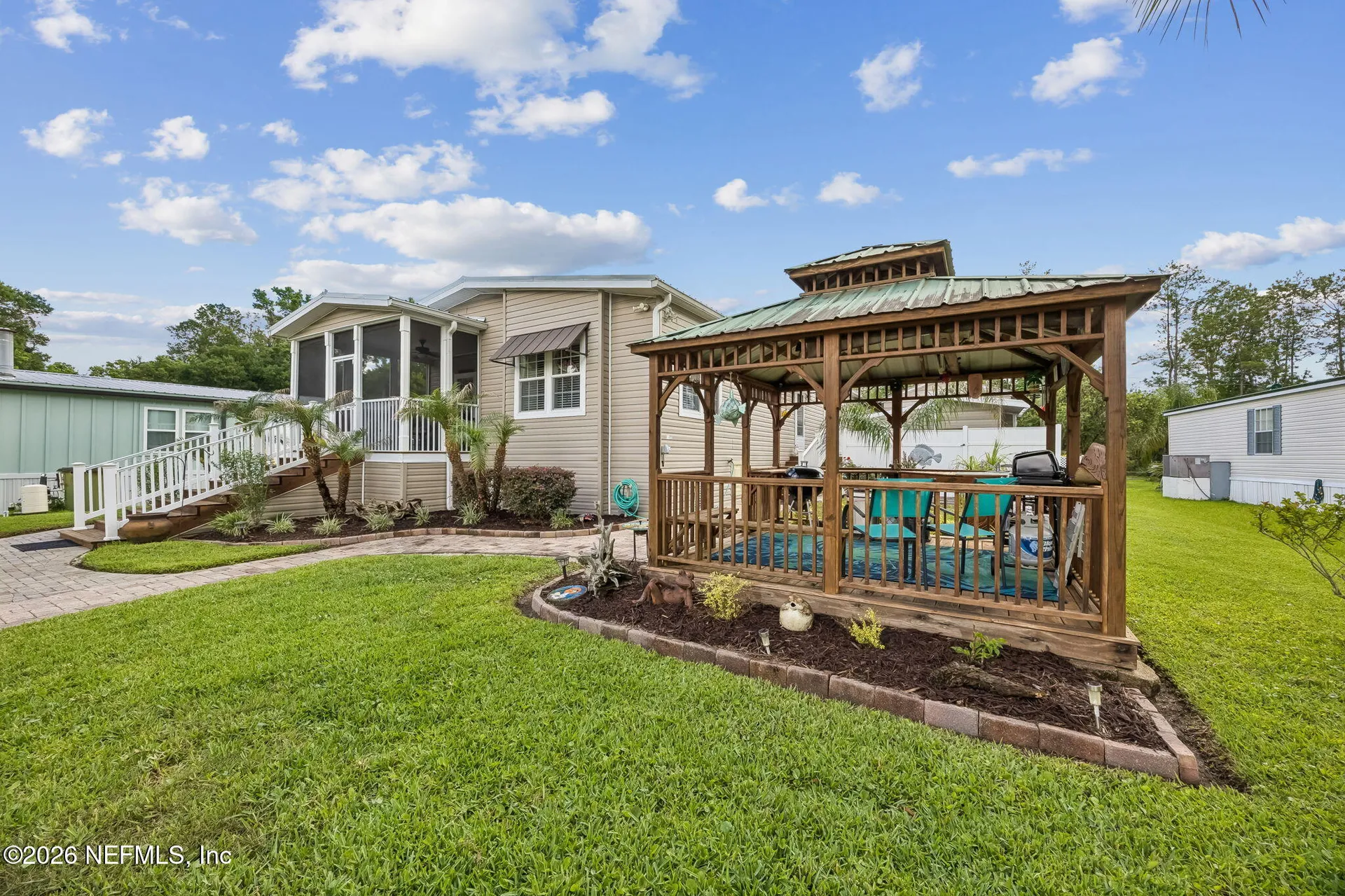329 Paradise Circle Satsuma FL 32189