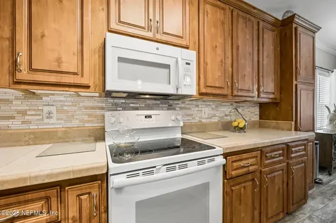 329 Paradise Circle Satsuma FL 32189