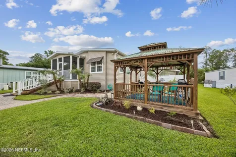 329 Paradise Circle Satsuma FL 32189