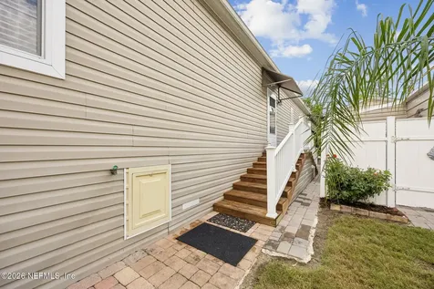 329 Paradise Circle Satsuma FL 32189