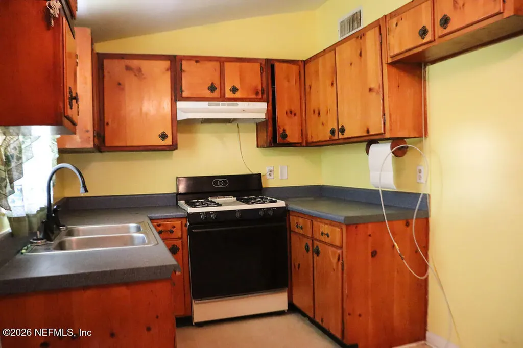 6940 Buffalo Avenue Jacksonville FL 32208