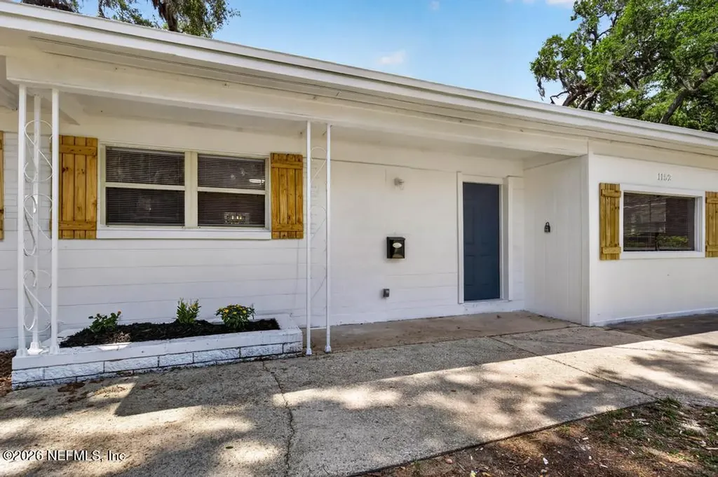 1152 Sebago Avenue N Atlantic Beach FL 32233