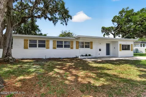 1152 Sebago Avenue N Atlantic Beach FL 32233