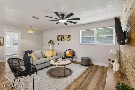 1152 Sebago Avenue N Atlantic Beach FL 32233