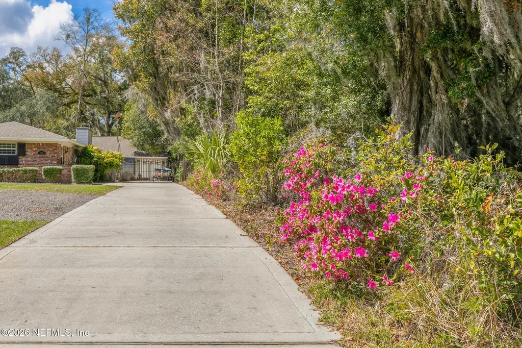 2320 Holly Leaf Lane Orange Park FL 32073