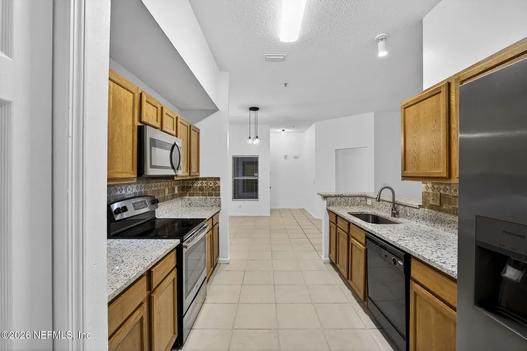 6111 Maggies Circle Jacksonville FL 32244