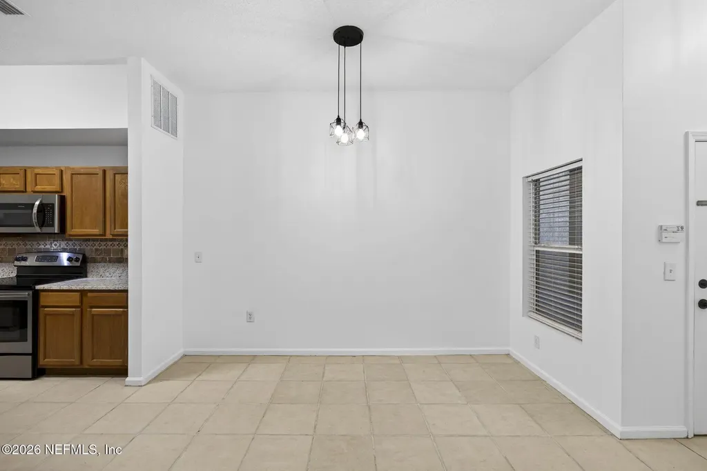 6111 Maggies Circle Jacksonville FL 32244