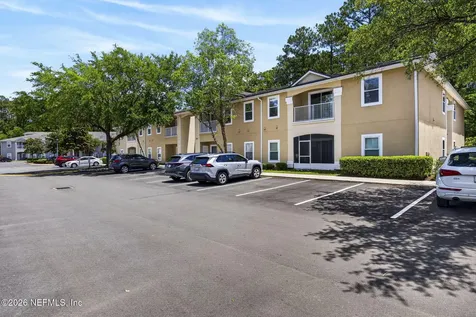 6111 Maggies Circle Jacksonville FL 32244