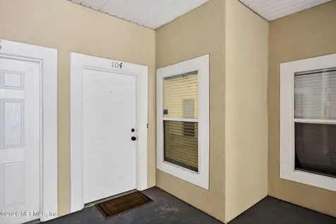 6111 Maggies Circle Jacksonville FL 32244