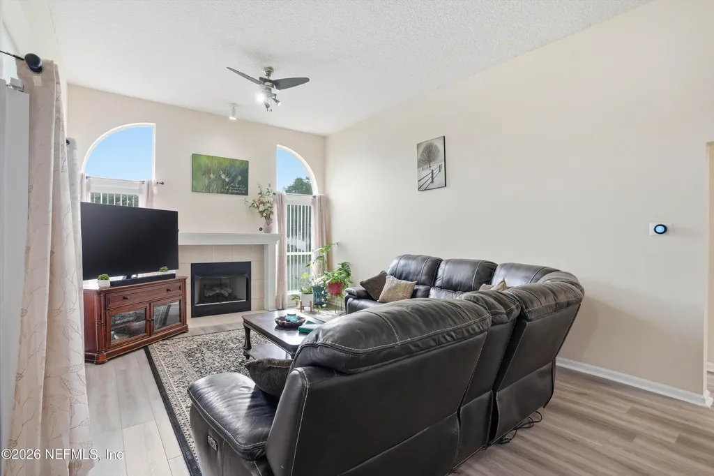 2130 Knottingham Trace Lane Jacksonville FL 32246