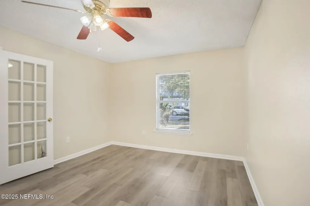 2346 Adams Lake Boulevard Jacksonville FL 32221