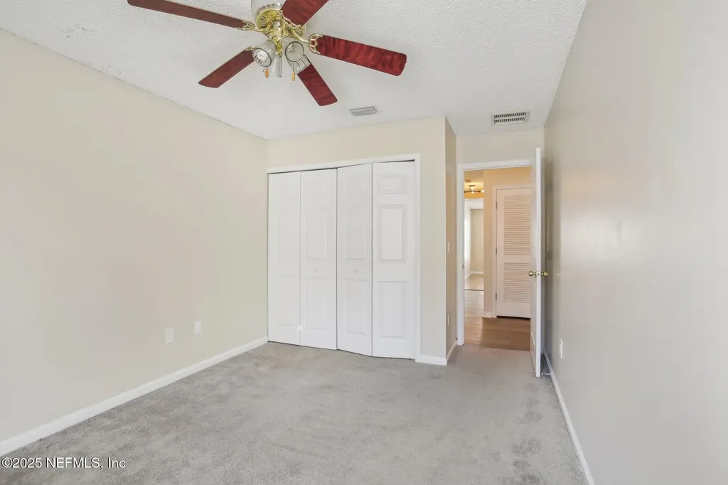 2346 Adams Lake Boulevard Jacksonville FL 32221