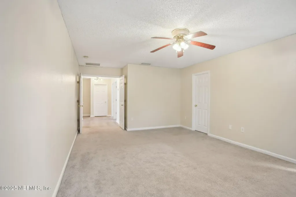2346 Adams Lake Boulevard Jacksonville FL 32221