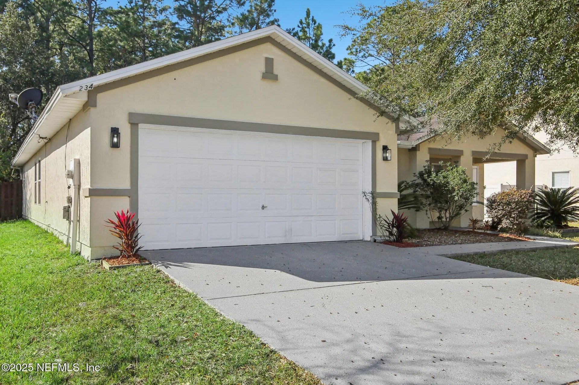 2346 Adams Lake Boulevard Jacksonville FL 32221