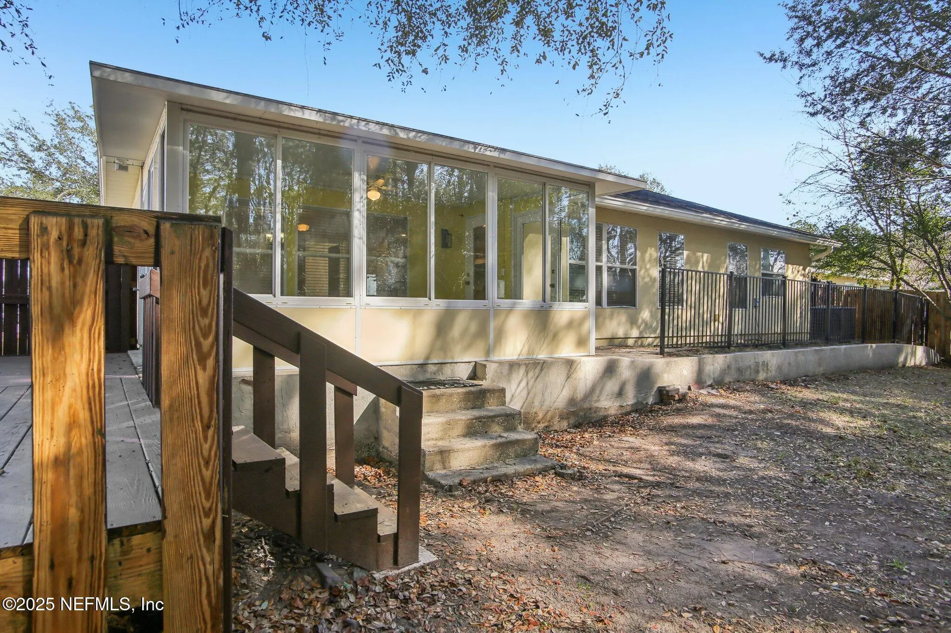 2346 Adams Lake Boulevard Jacksonville FL 32221