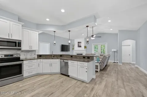 1720 E Tall Tree Drive Jacksonville FL 32224