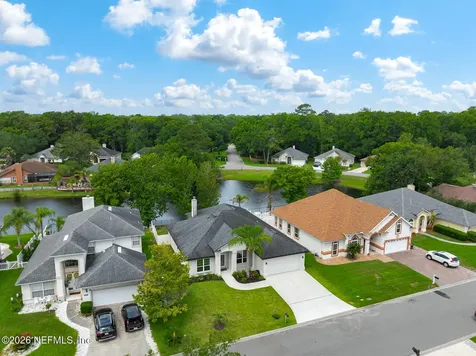 1720 E Tall Tree Drive Jacksonville FL 32224
