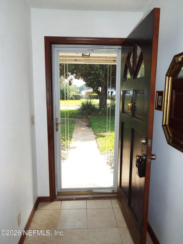 7688 Tree Top Circle S Jacksonville FL 32244