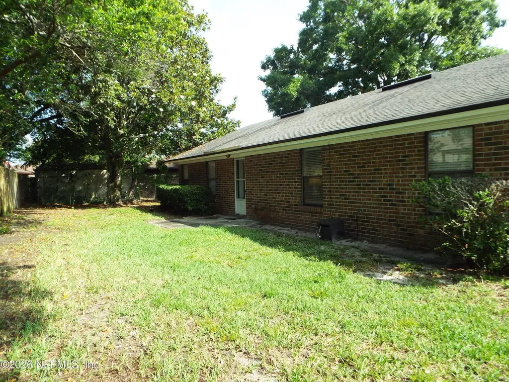 7688 Tree Top Circle S Jacksonville FL 32244