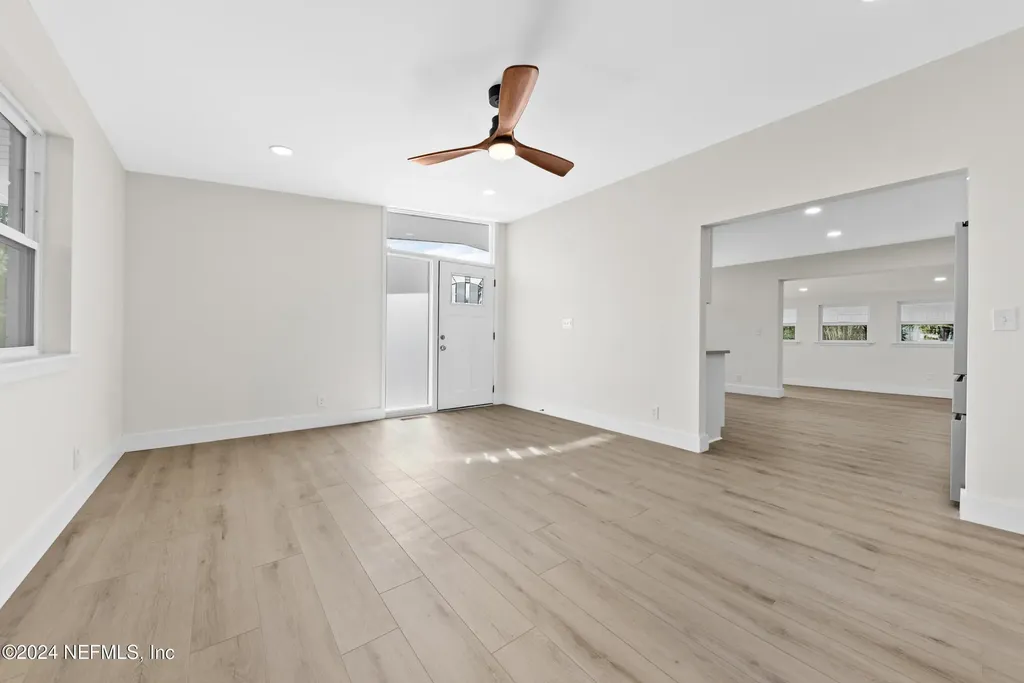 6745 Laurina Place Jacksonville FL 32216