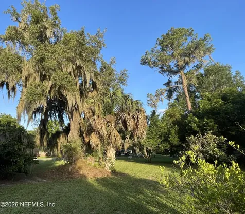 123 Esperanza Grove East Palatka FL 32131