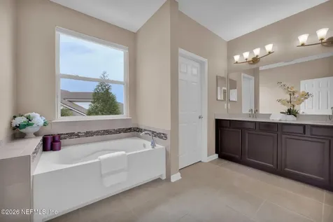 40 Thorton Court St. Johns FL 32259
