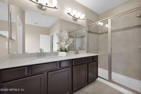 40 Thorton Court St. Johns FL 32259