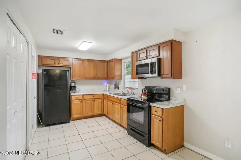 2704 Tina Lane Middleburg FL 32068