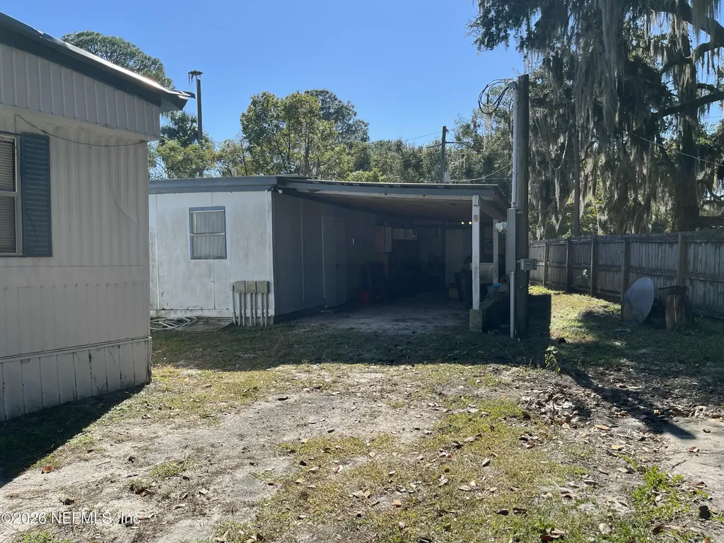 101 Hummingbird Trail Crescent City FL 32112